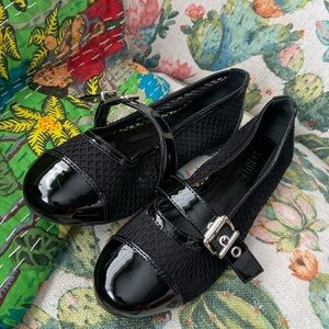 Schutz Free People Patent Black Leather Flats 7.5 EUC